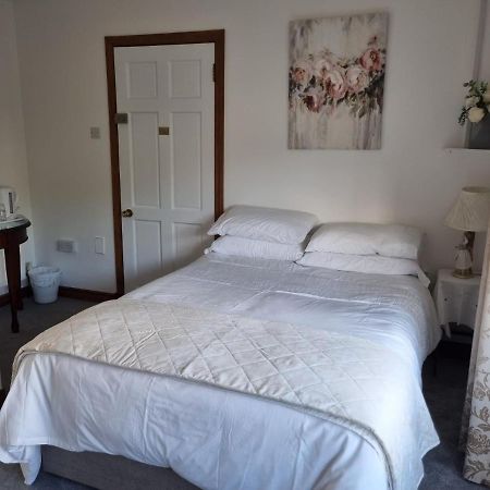Asgard Guest House กัลเวย์ ภายนอก รูปภาพ