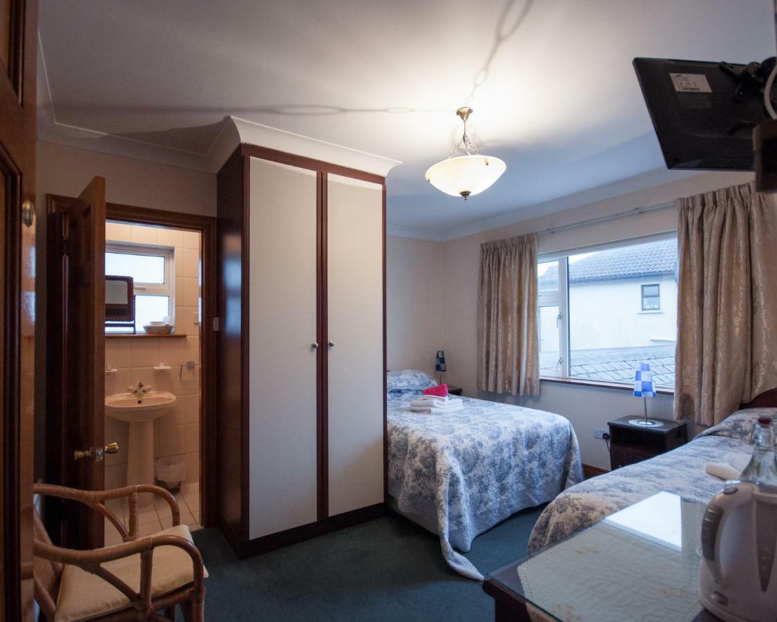 Asgard Guest House กัลเวย์ ภายนอก รูปภาพ